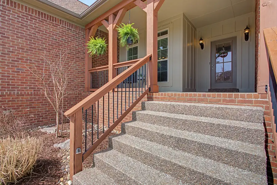 5021 Speight St, Spring Hill, TN 37174 - #2