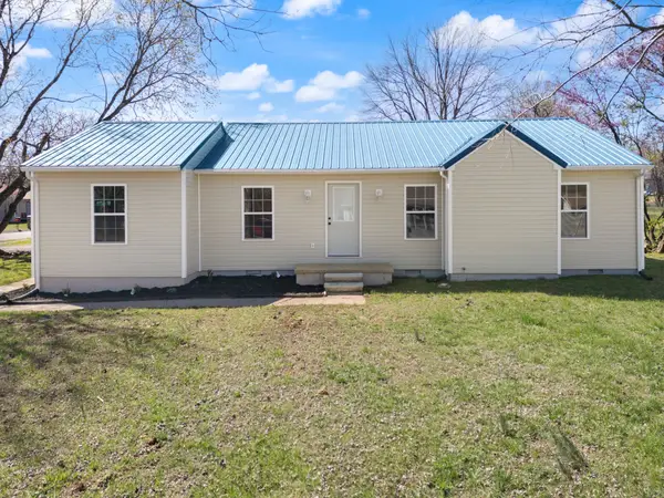 1401 Barberry Pl, Hopkinsville, KY 42240