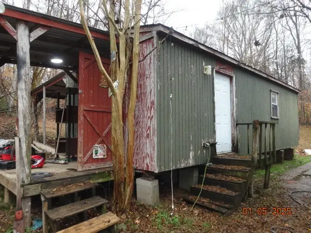 1882 Jordan Rd, Chapmansboro, TN 37035 - #3