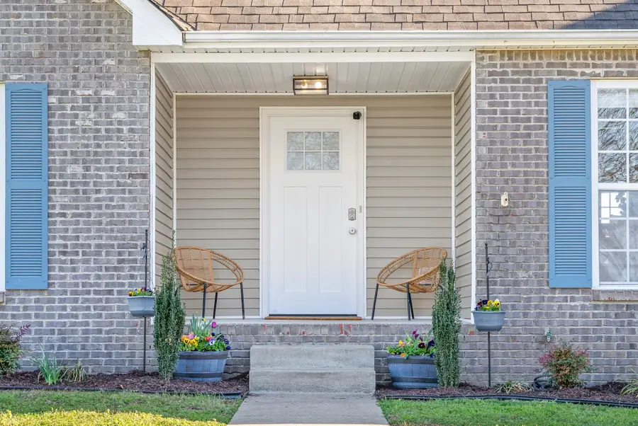 704 Claystone Ct, Clarksville, TN 37040 - #2