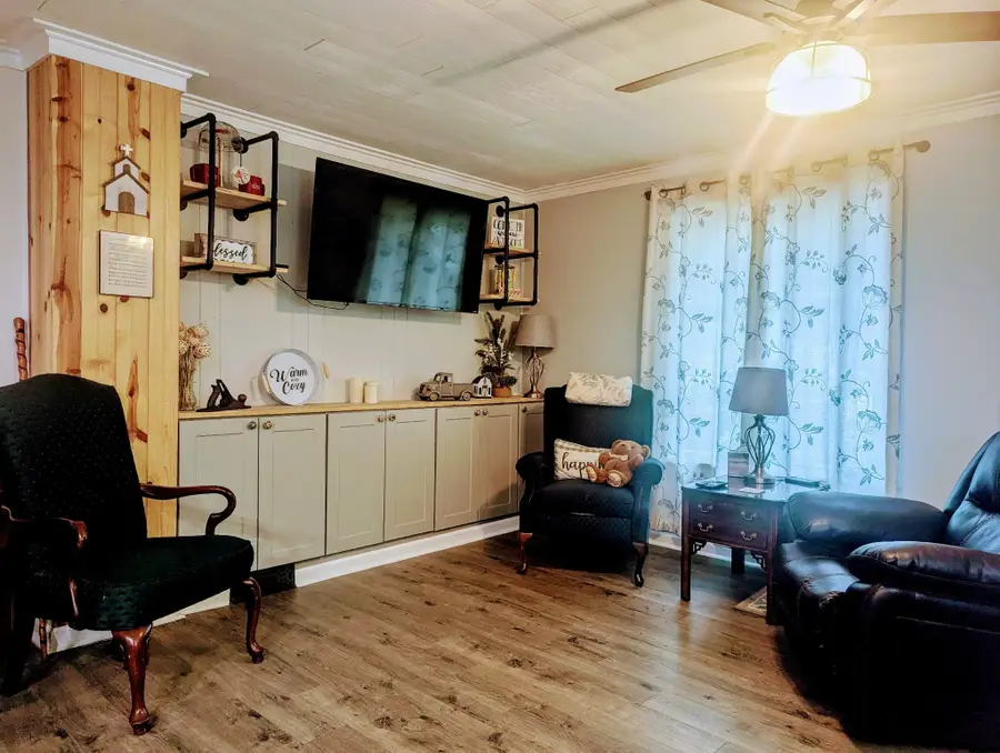 722 Hickory St, Centerville, TN 37033 - #2