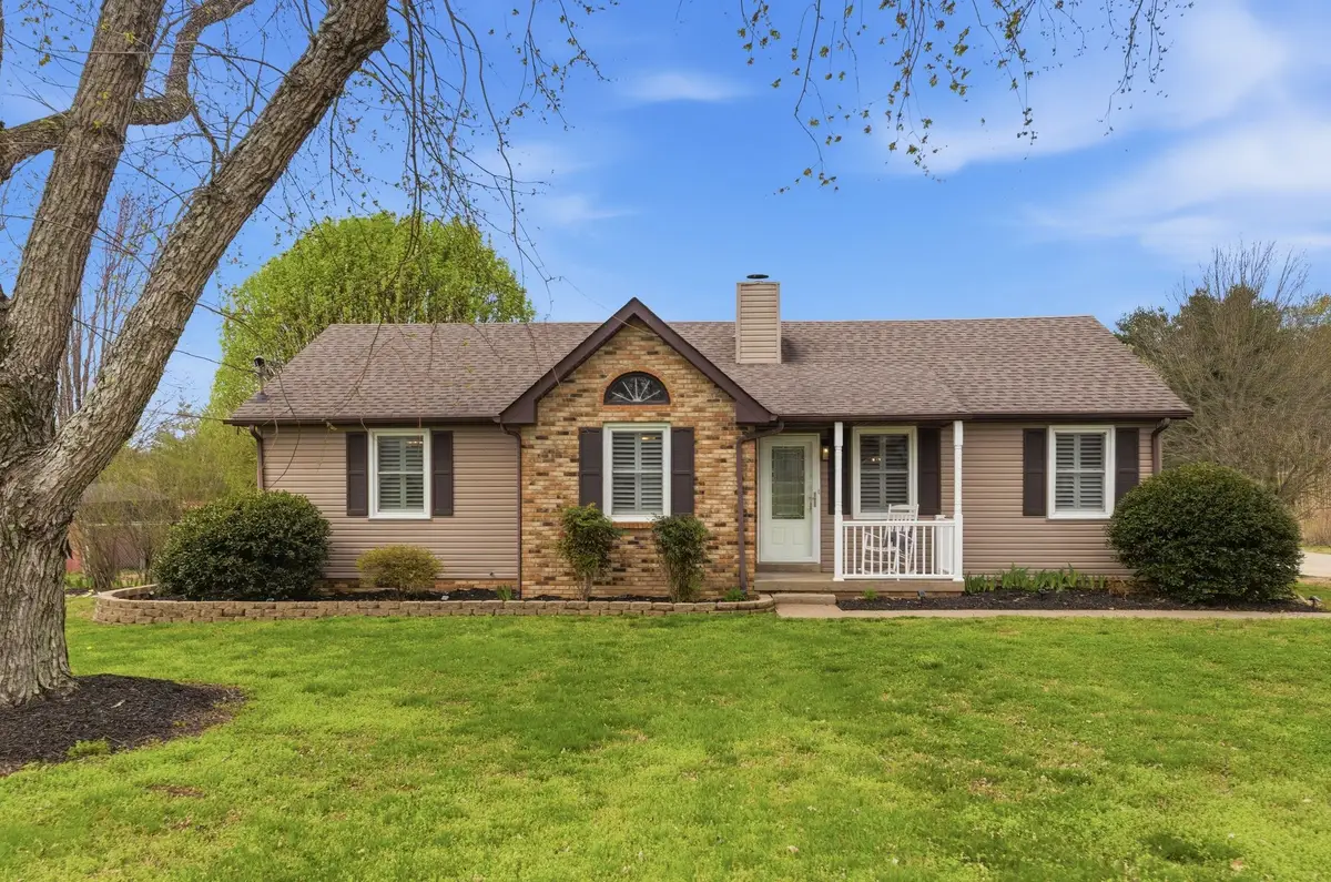 625 Shelley Dr, Mount Juliet, TN 37122 - #1