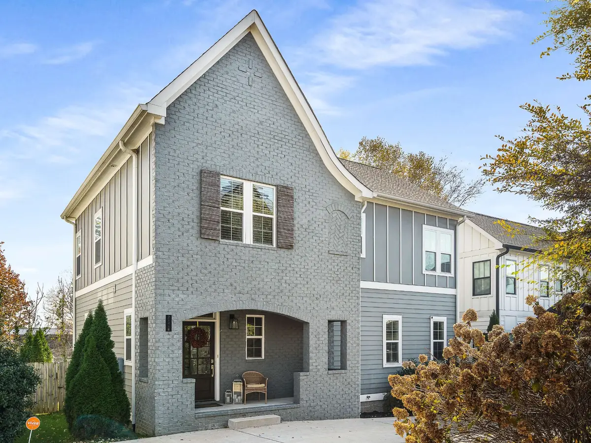 2146B Oakland St, Nashville, TN 37210 - #1
