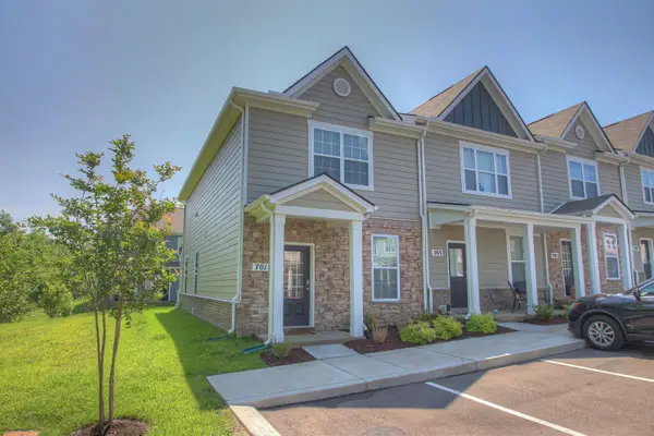 701 Dallas Dr, Columbia, TN 38401