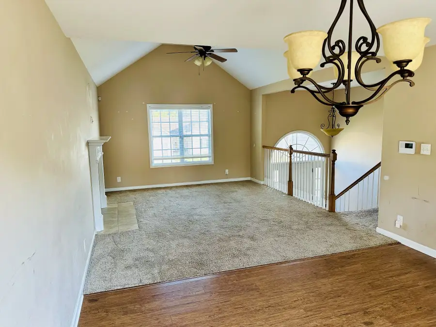 1348 Francesca Dr, Clarksville, TN 37042 - #2