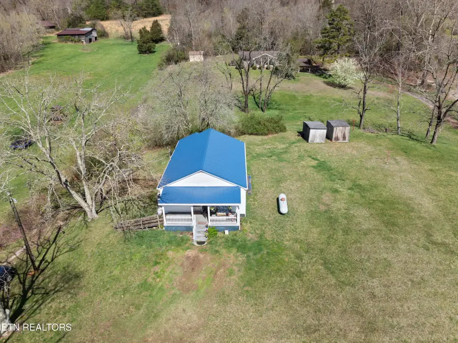 385 Hubbs Grove Rd, Maynardville, TN 37807 - #3