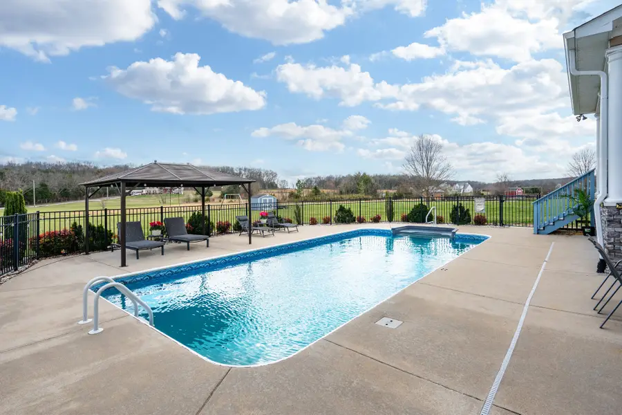 2146 Holloway Rd, Lebanon, TN 37090 - #2