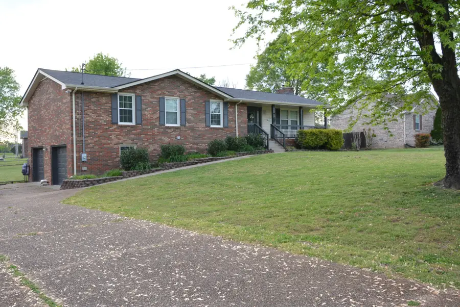 416 Wadebrook Dr, Gallatin, TN 37066 - #3