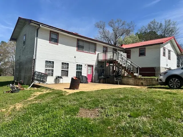 178 S West St, Decaturville, TN 38329 - #2