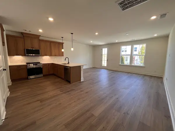 130 Valentine Aly, Nashville, TN 37218