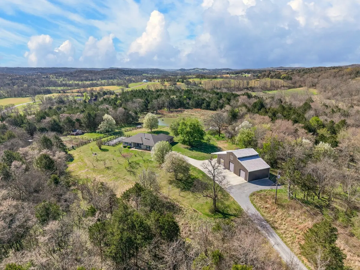 340 Booneville Rd, Fayetteville, TN 37334 - #1