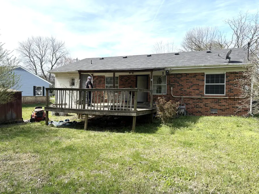 811 Boles St, Gallatin, TN 37066 - #3