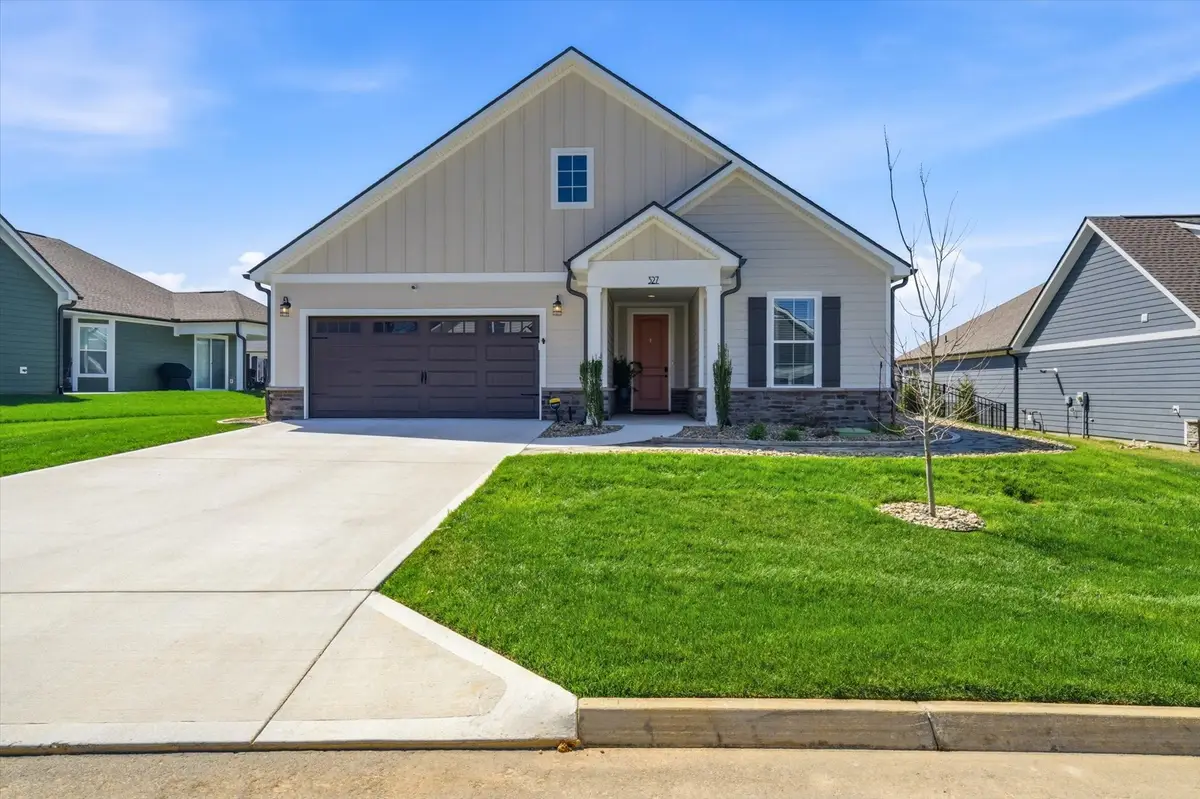 327 Trillium Trl, Lenoir City, TN 37771 - #1