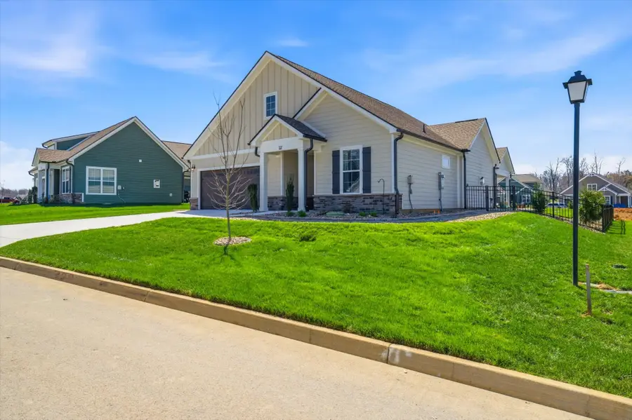 327 Trillium Trl, Lenoir City, TN 37771 - #2