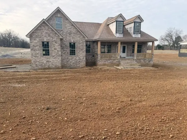 531 Old Hopkinsville Rd, Cadiz, KY 42211 - #1