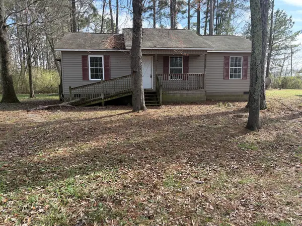 36 E 8th St, Parsons, TN 38363