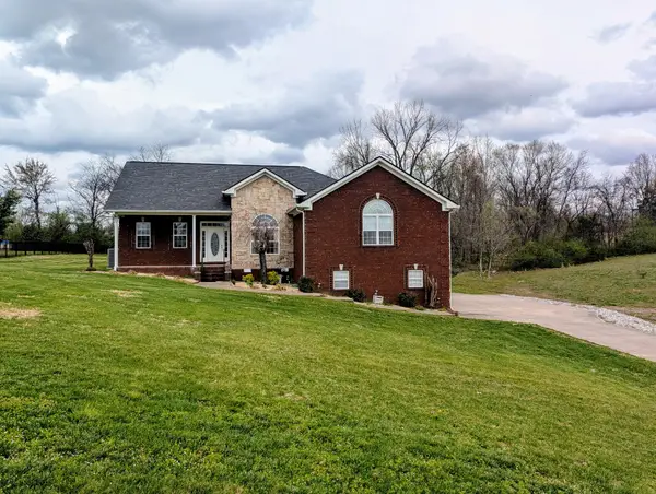 1021 Bending Chestnut Dr, Lebanon, TN 37087