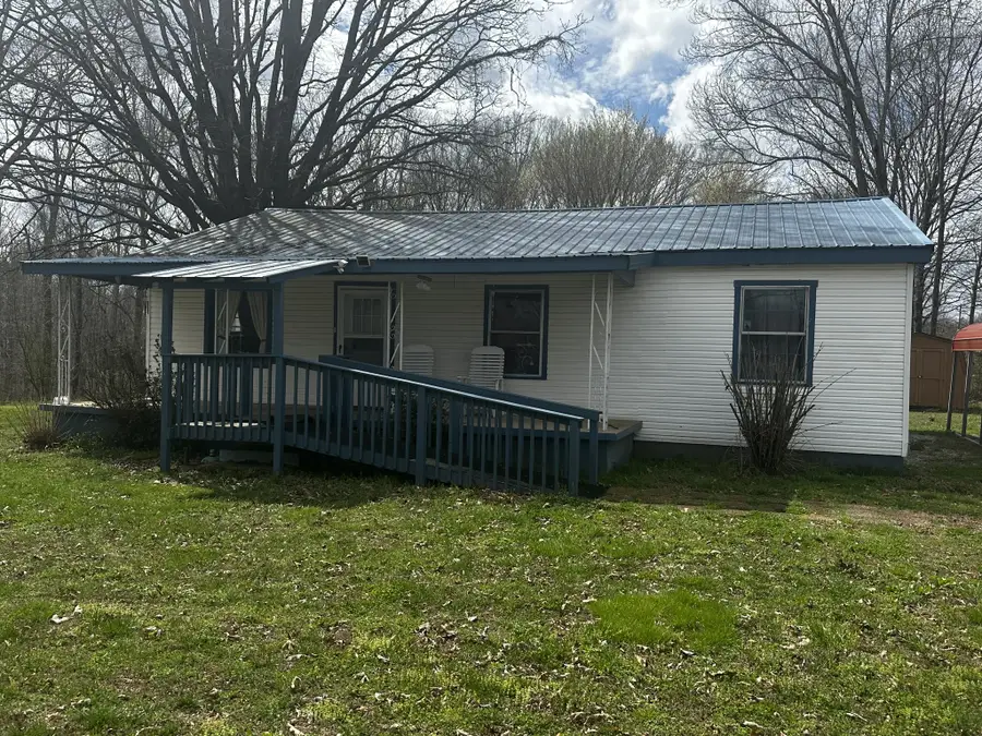 455 Eagle Factory Rd, Lawrenceburg, TN 38464 - #3