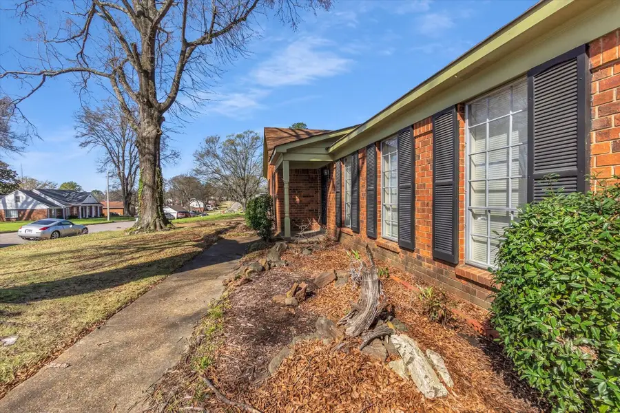 5298 Oak Meadow Ave, Memphis, TN 38134 - #3