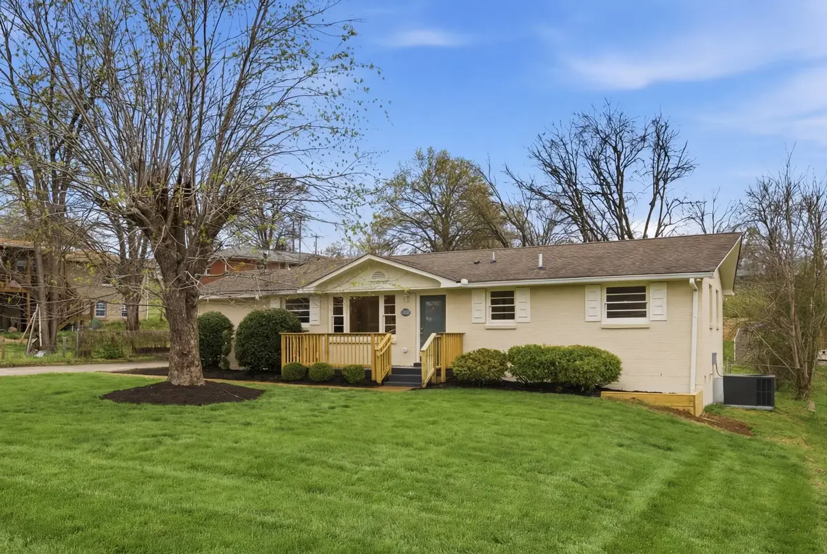 1725 Welcome Ln, Nashville, TN 37216 - #1