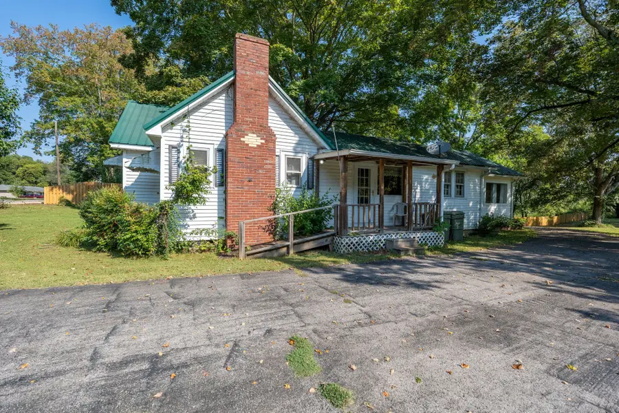 2010 W Gaines St, Lawrenceburg, TN 38464 - #3