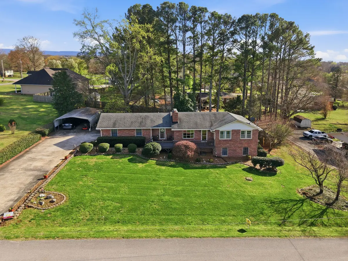 303 Kelly Dr, Decherd, TN 37324 - #1