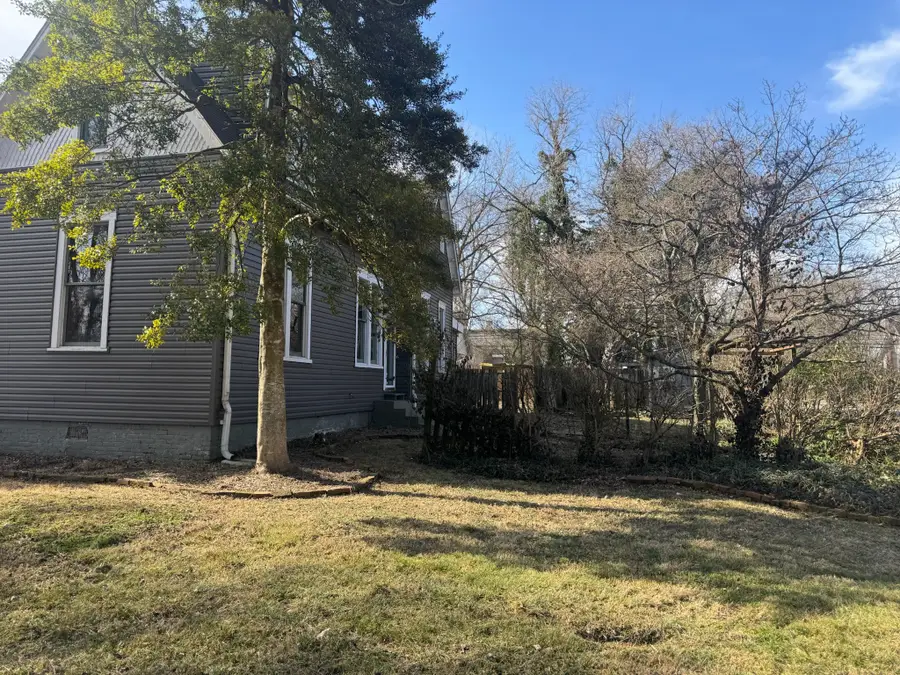 215 N Washington St, Tullahoma, TN 37388 - #3