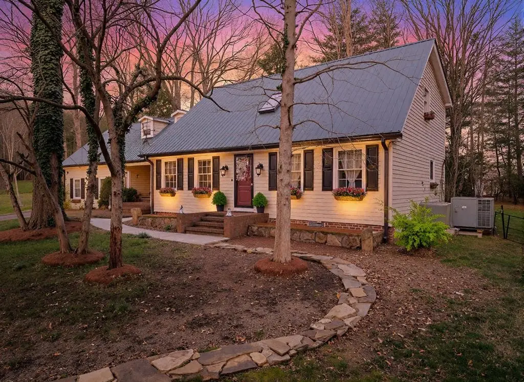 1439 Thomas Cir, Cookeville, TN 38506 - #1