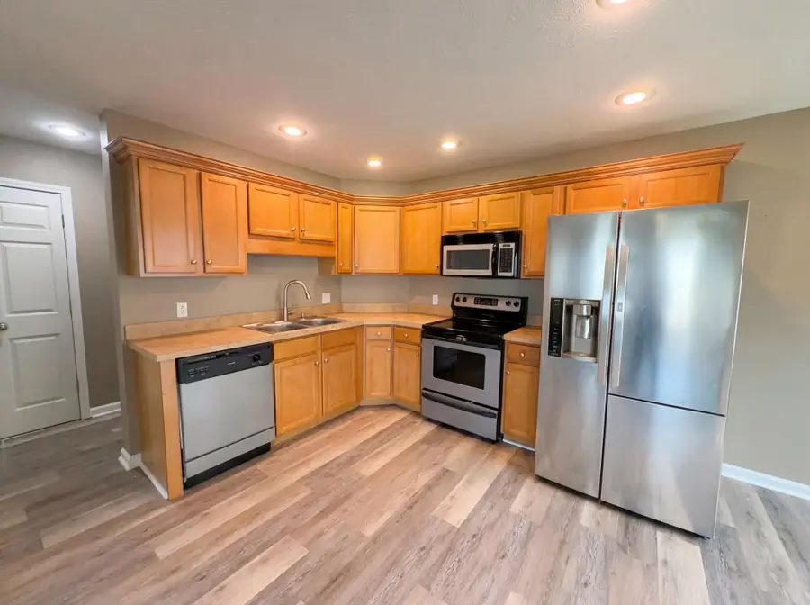 511 Bridle Way, Hopkinsville, KY 42240 - #2