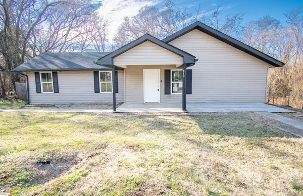 810 Central Ave, Clarksville, TN 37040