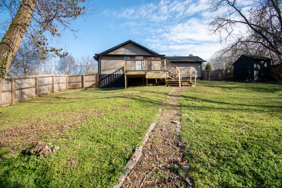 810 Central Ave, Clarksville, TN 37040 - #2