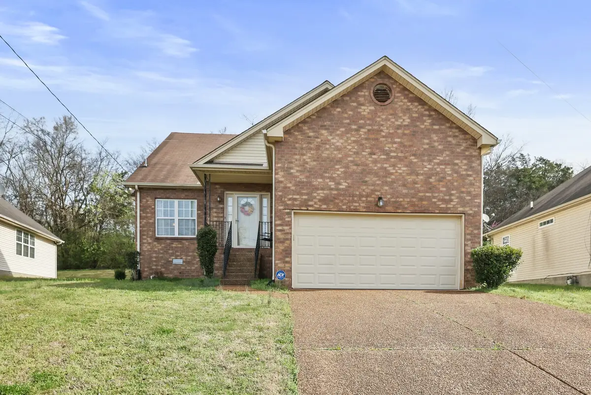 1021 Chateau Valley Ct, Nashville, TN 37207 - #1