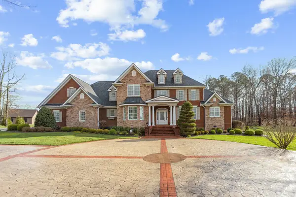 446 Waterford Dr, Manchester, TN 37355