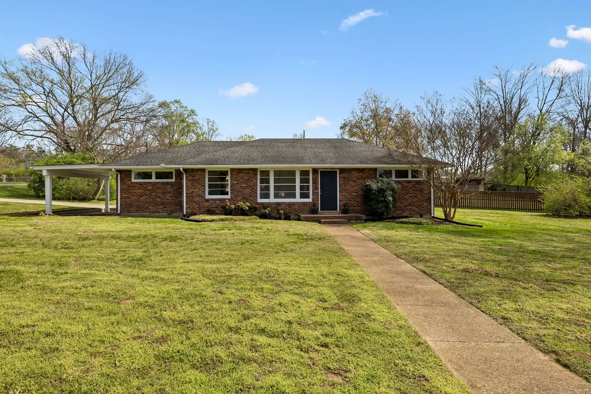 5020 Trousdale Dr, Nashville, TN 37220 - #1