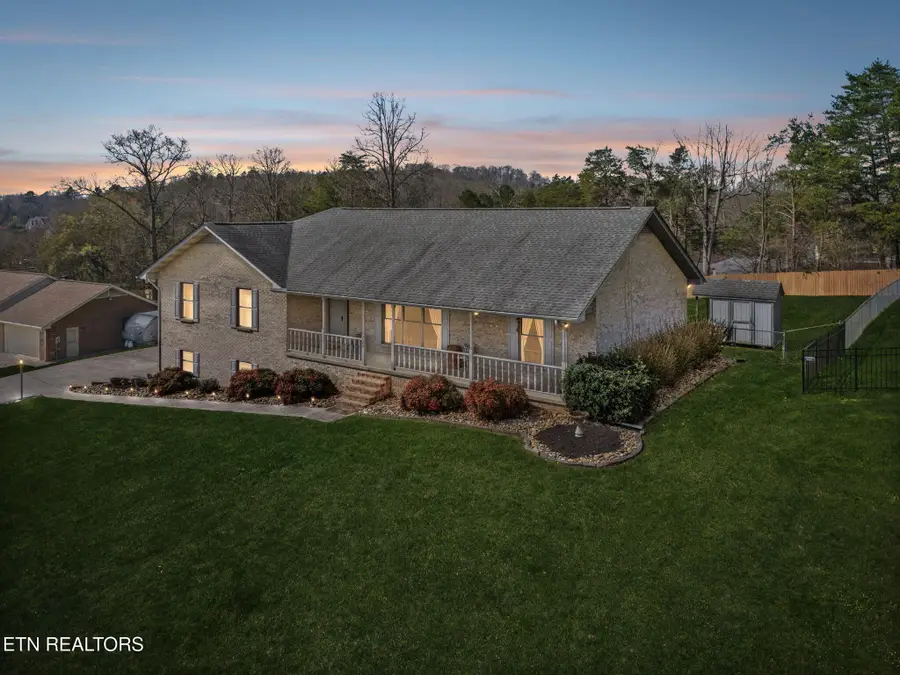 729 Clydesdale Ave, Seymour, TN 37865 - #2