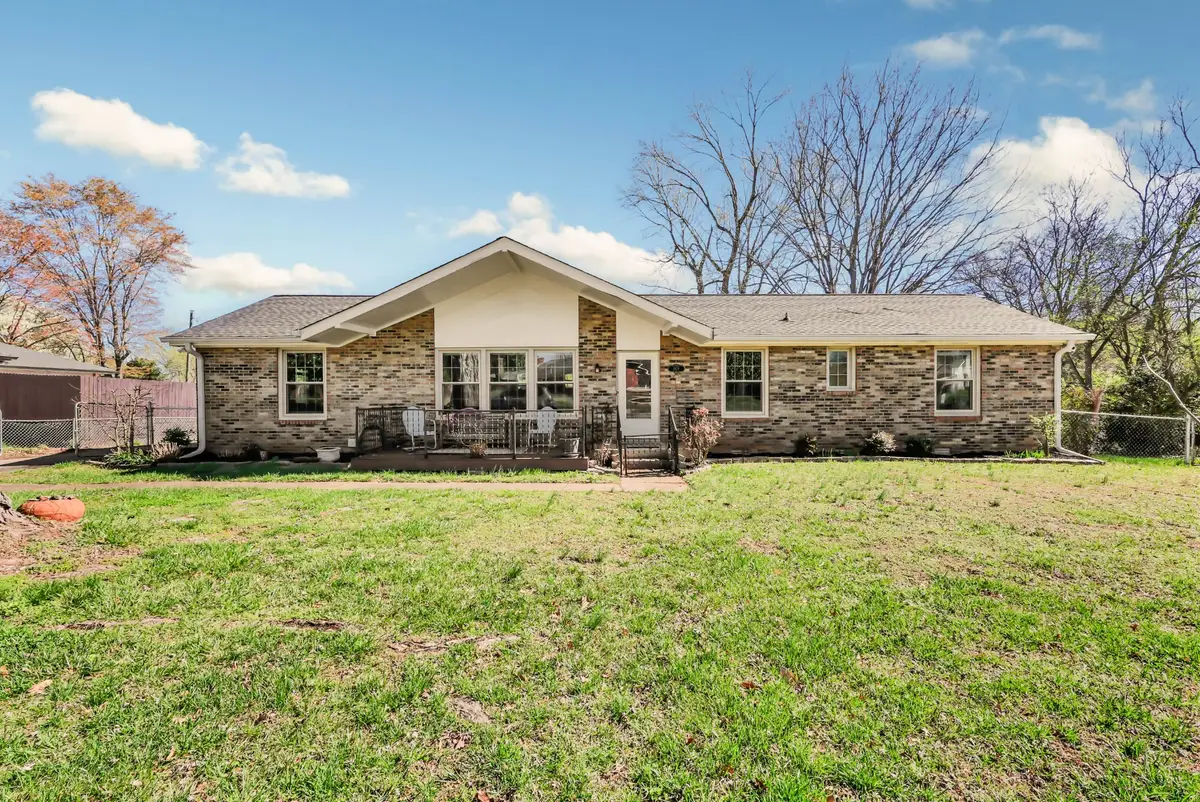 2178 Allendale Dr, Clarksville, TN 37043 - #1