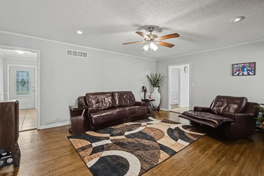 3158 Estes St, Memphis, TN 38115 - #2