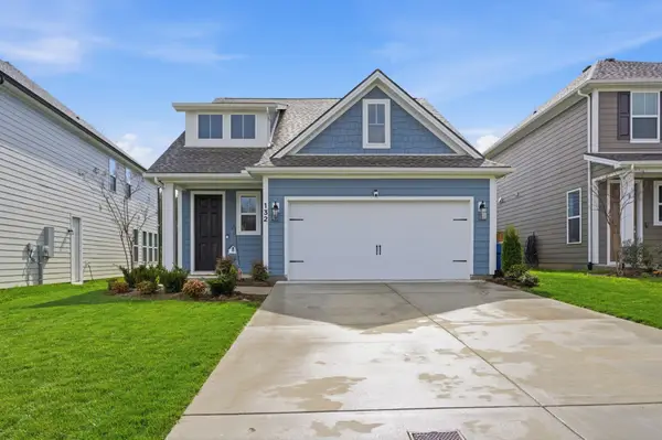 132 Portico Pl, La Vergne, TN 37086