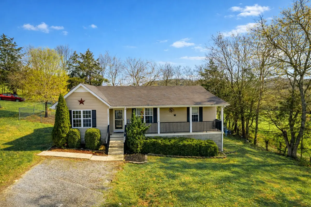 103 Hillview Dr, Woodbury, TN 37190 - #1