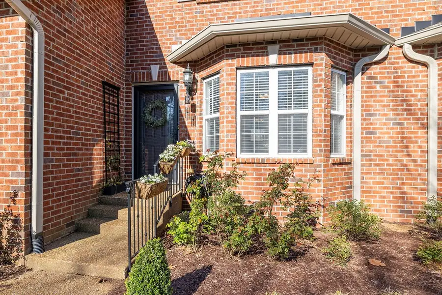 1007 Cashmere Dr, Thompsons Station, TN 37179 - #2