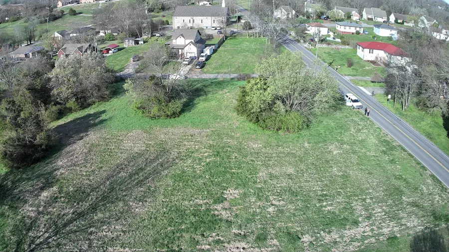 421 Bell St, Goodlettsville, TN 37072 - #2