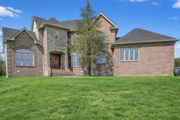 635 Chicken Rd, Lebanon, TN 37090