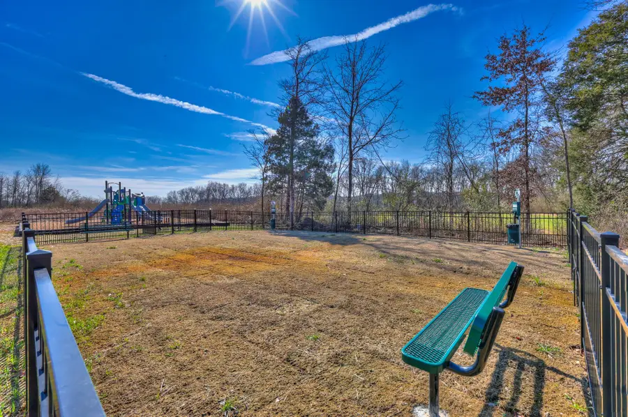 1130 Bluffton Cir, Clarksville, TN 37043 - #2