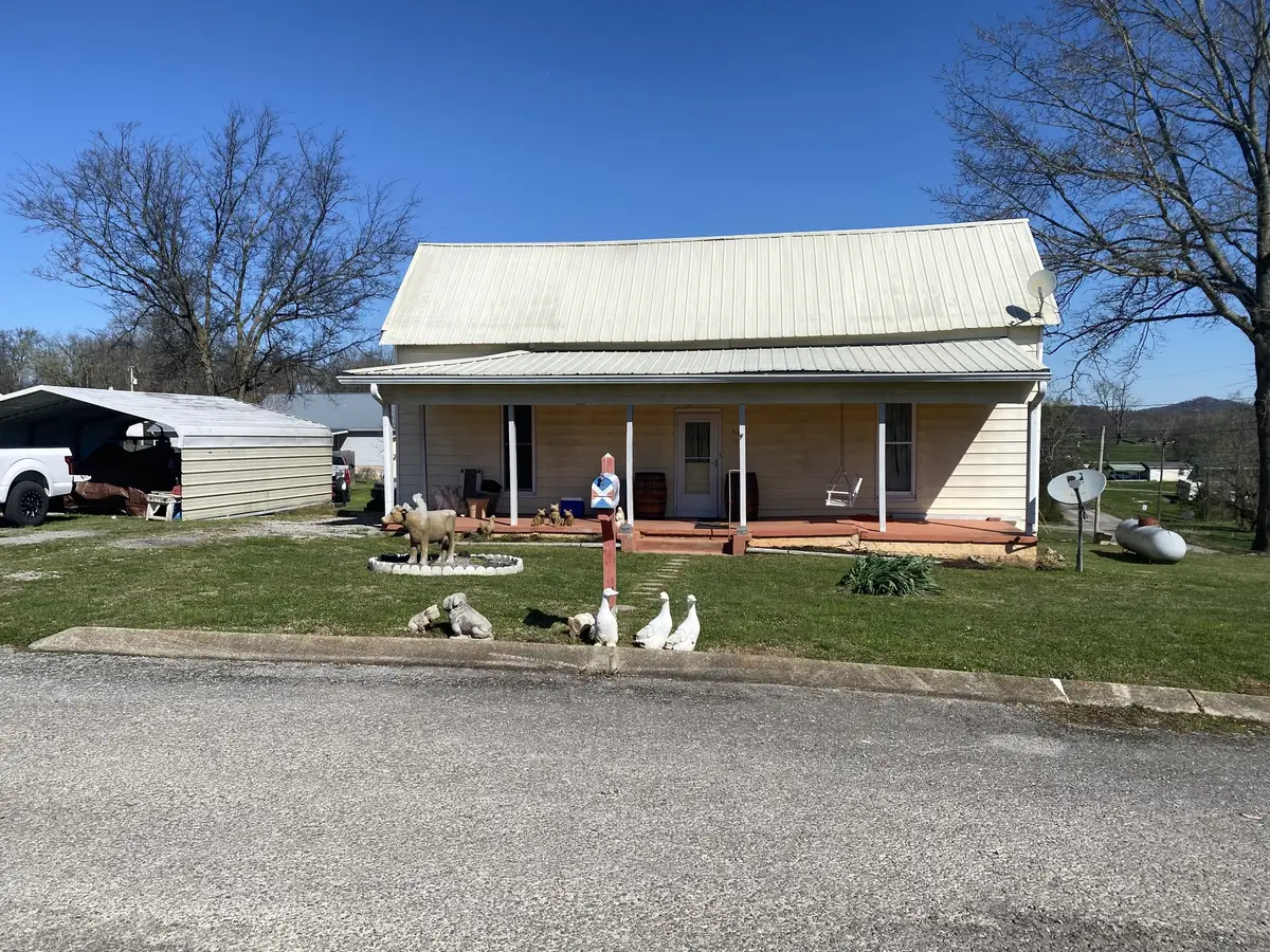 107 Twin Oaks Dr, Bell Buckle, TN 37020 - #1