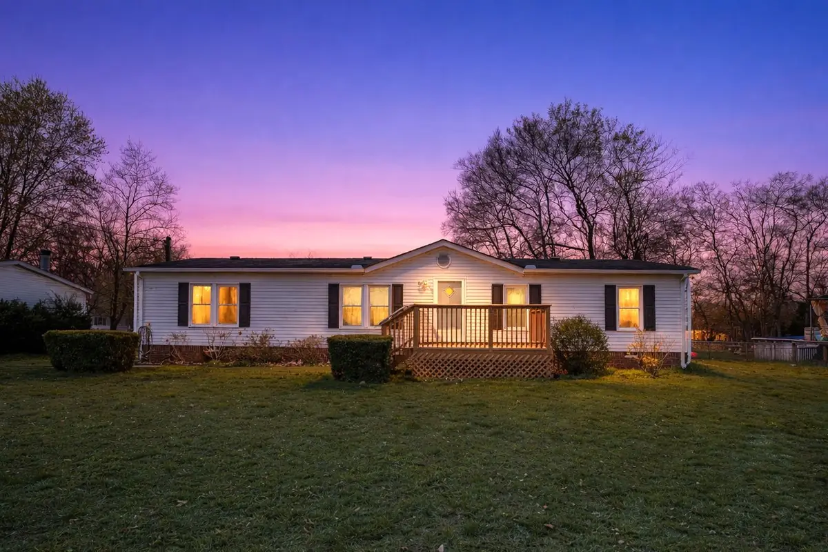 201 Orchard Ln, Bell Buckle, TN 37020 - #1