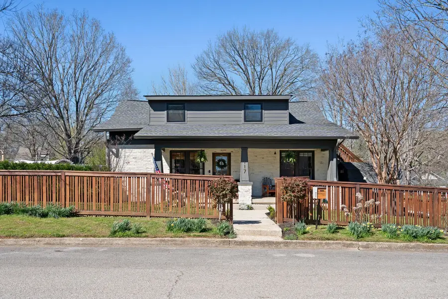 117 5th Ave, Columbia, TN 38401 - #2