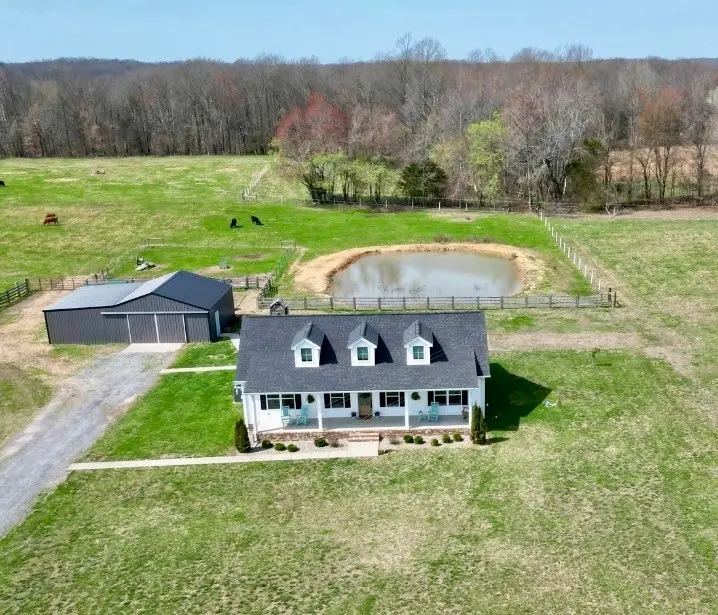 1212 Smith Thompson Rd, Bethpage, TN 37022 - #1