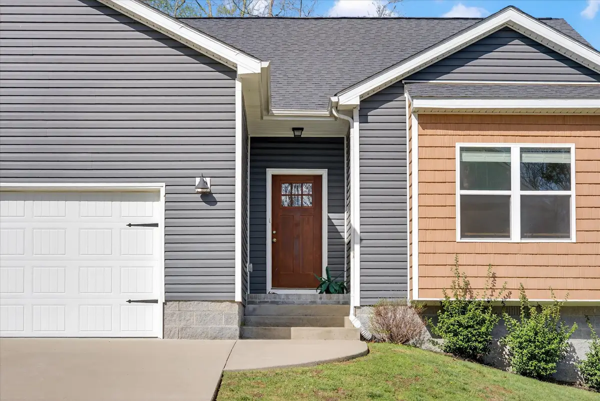 1384 Sussex Dr, Clarksville, TN 37042 - #1