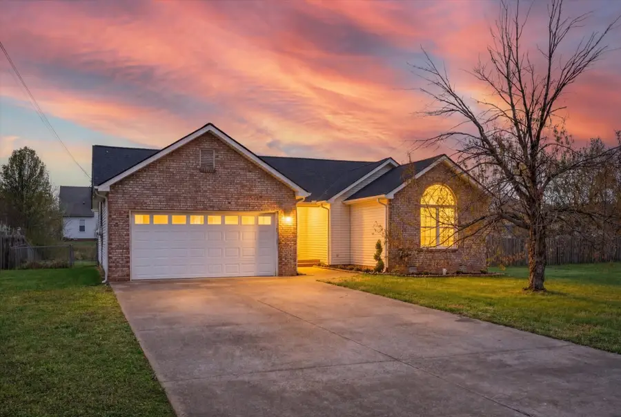 907 Tudor Ln, Clarksville, TN 37042 - #2