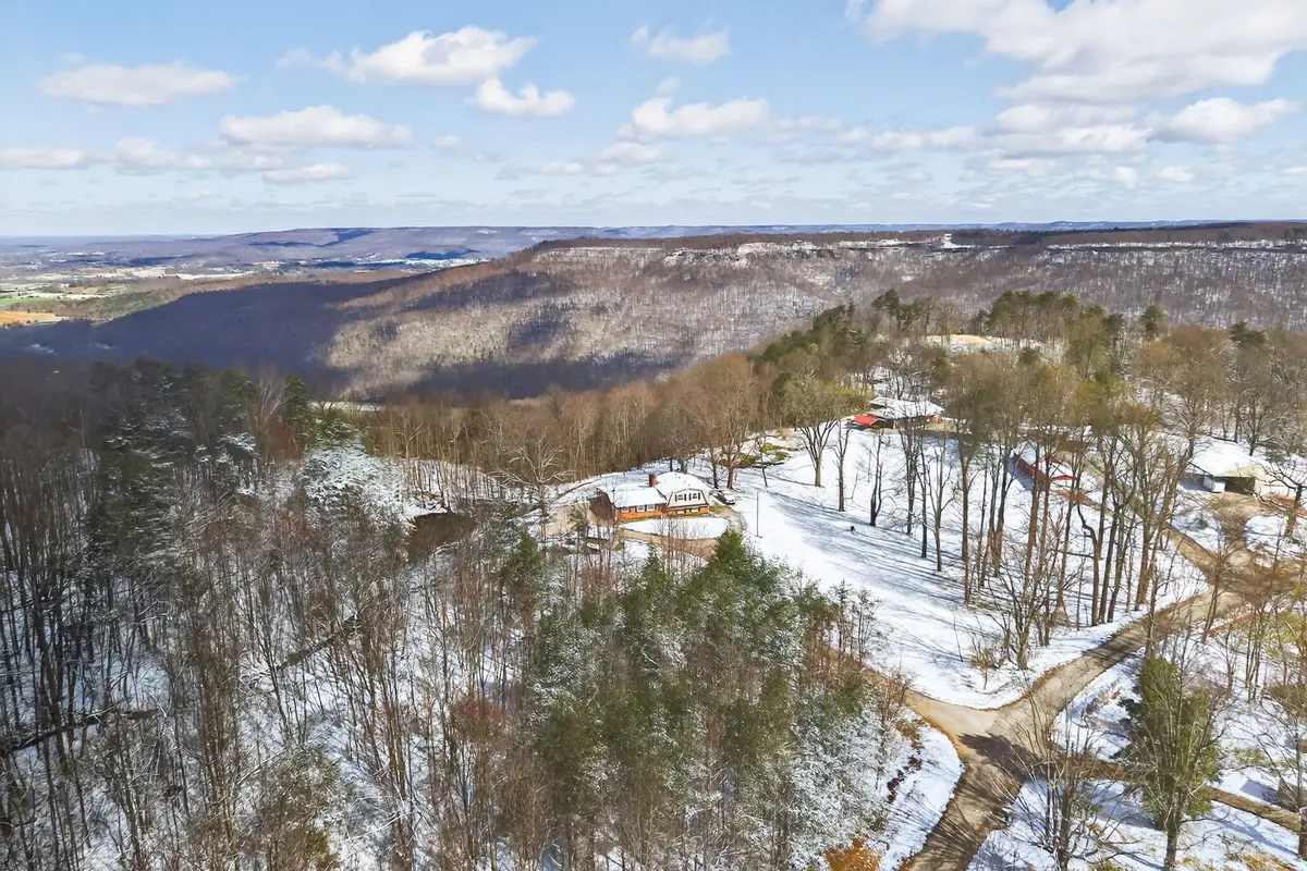 193 Spur Rd, Sparta, TN 38583 - #1